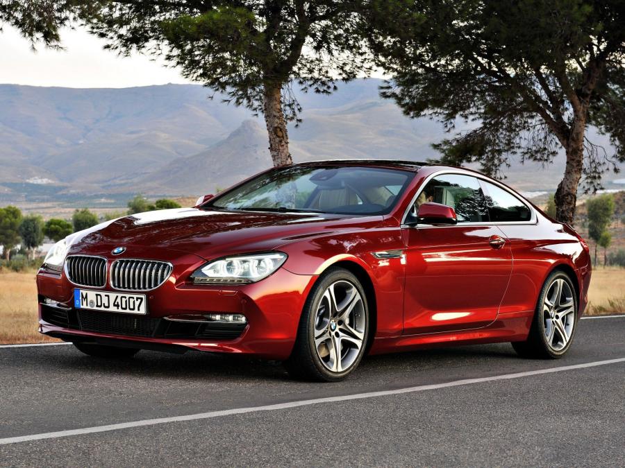  BMW 650i Coupe 2011 года  (фото 12 из 16)